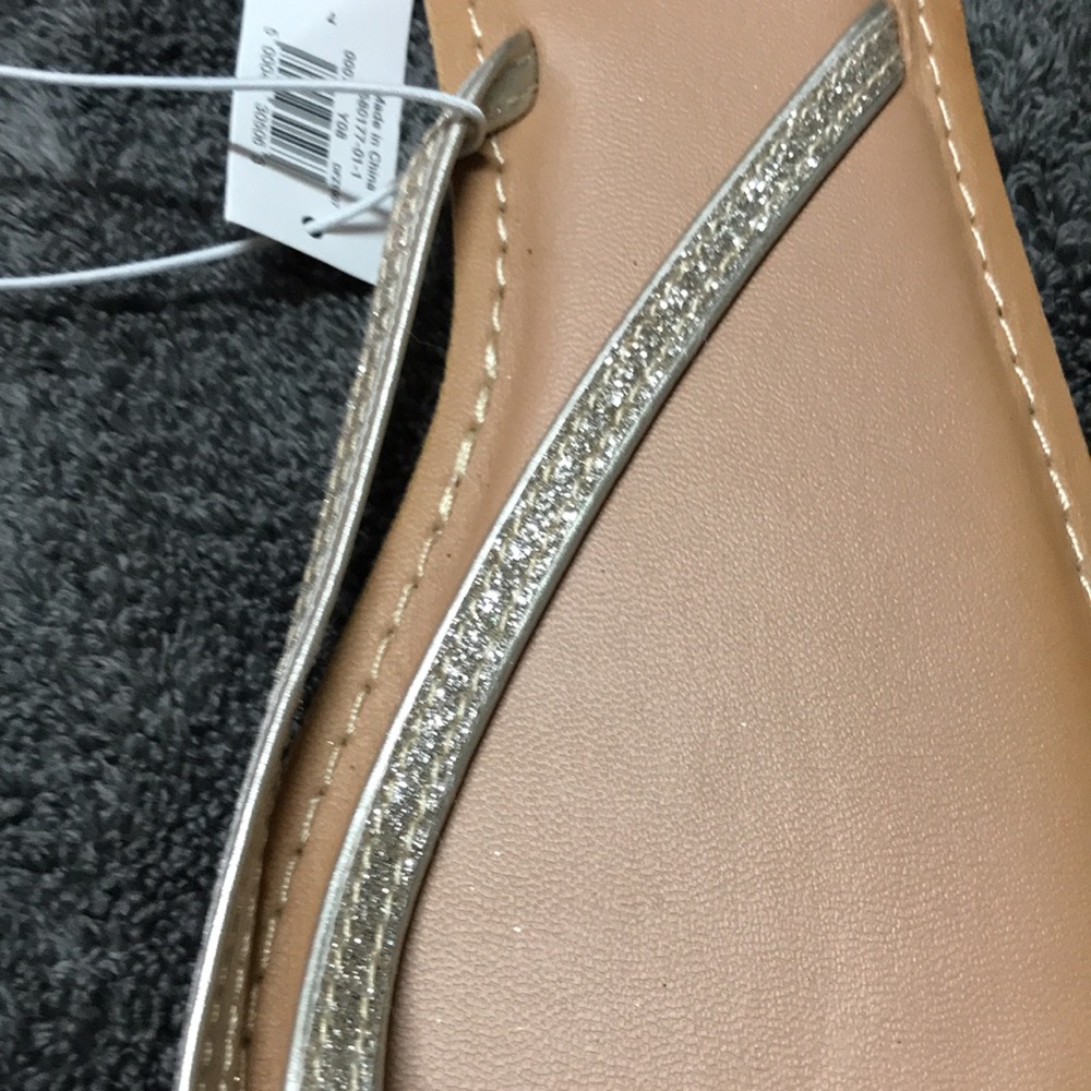 Faux-Leather Capri Sandals for Women, gold, NEW 7 - Picture 3 of 5